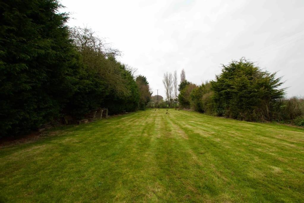 Spacious 5 Bed In The Countryside, Close To Frinton-On-Sea Kirby Cross Exterior foto