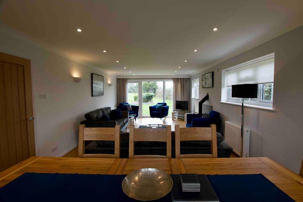 Spacious 5 Bed In The Countryside, Close To Frinton-On-Sea Kirby Cross Exterior foto