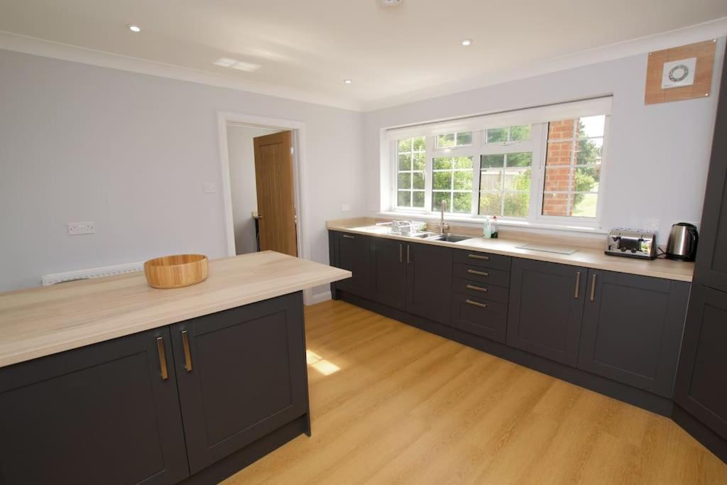 Spacious 5 Bed In The Countryside, Close To Frinton-On-Sea Kirby Cross Exterior foto